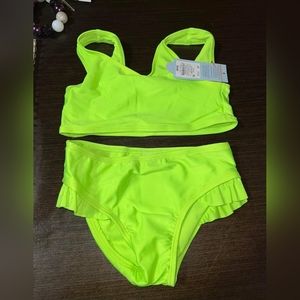 CAT & Jack, 2 Piece Swimming Suit. Cute With Ruffles. Bright Green. Size 5T. NWT